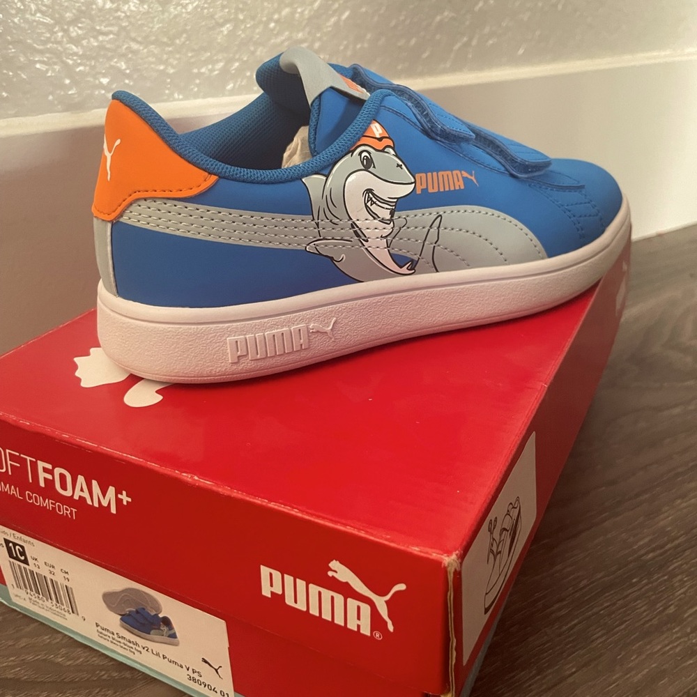 Blue and orange Puma low top boy kids shoe with 🦈 Shark character size 1 child.